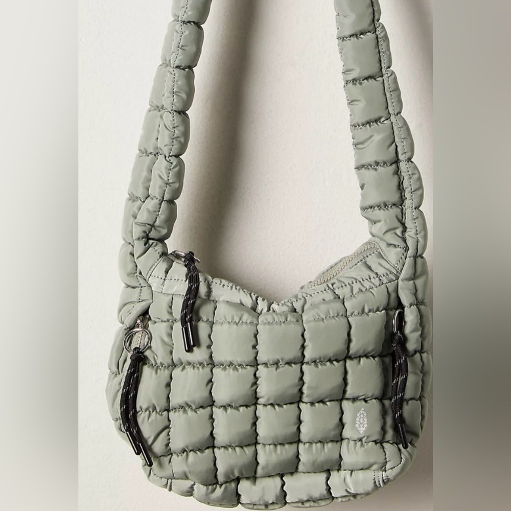 FP Movement Quilted Carryall Sling
Sage Baby Gym Bag Free People
Stone Green